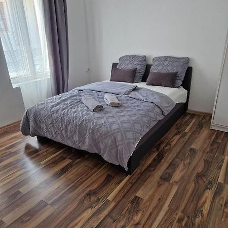 Tifani Apartman ケストヘイ エクステリア 写真