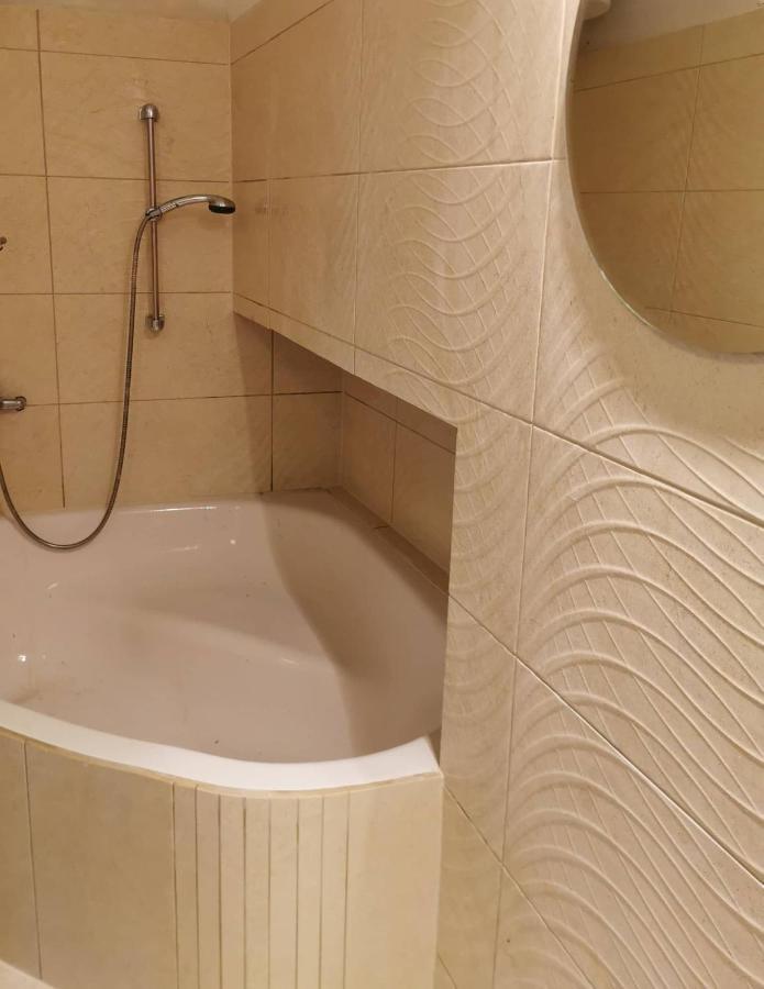 Tifani Apartman ケストヘイ エクステリア 写真